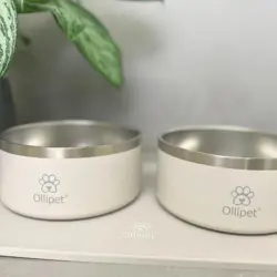 Elegante mad og vandskåle til din hund - passer perfekt ind i et hvert hjem.
