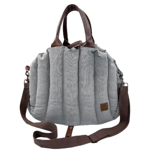 Ollipet Paris City Bag 3i1 har et flot og stilrent design.