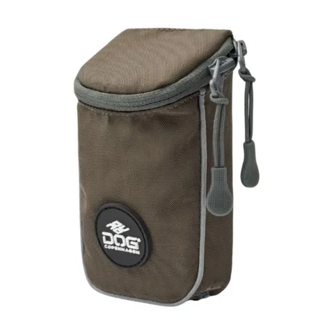 Dog Copenhagen Pouch Organizer™ Leash Bag i en flot mocca farve