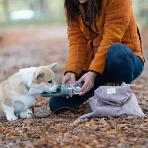 Ollipet Explorer De Luxe indkøbsnet er den perfekte mulepose til din hund når i er på tur