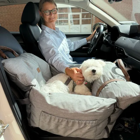 Ollipet Karma Deluxe autosædet er foldbart