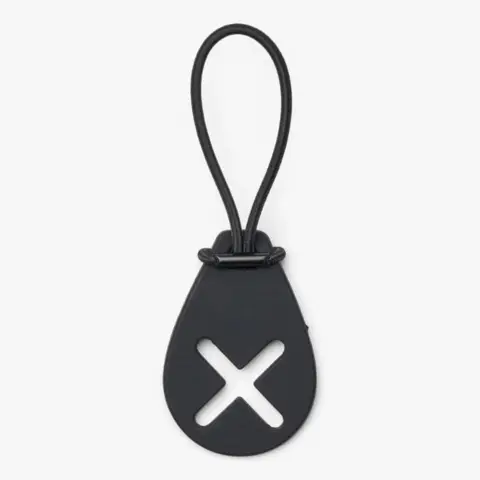 Pøllepose holder fra Dog Copenhagen. Ses her i farven sort.