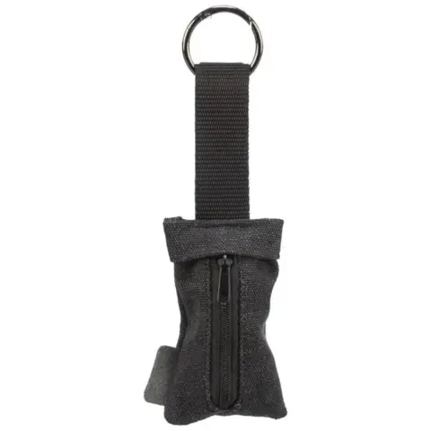 Be Nordic hundepose holder i enkelt og nordisk design.