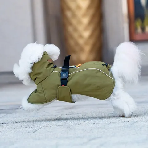 Vinterjakke til hunde med Honycomb Air Mesh fór, god pasform og justerbar lukning