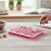 Perfekt bageform til at lave hjertesnacks til din vuf